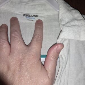 Double Zero White Cropped Women's Top